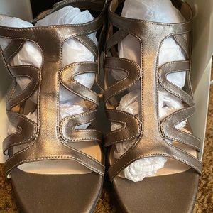 Womens Naturalizer 7wide. Worn 1 time.